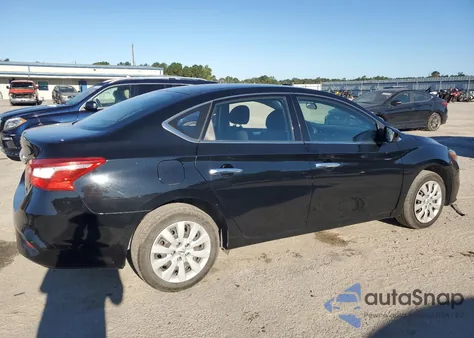 2018 Nissan Sentra S z USA, uszkodzony, nr VIN 3N1AB7AP4JY222585